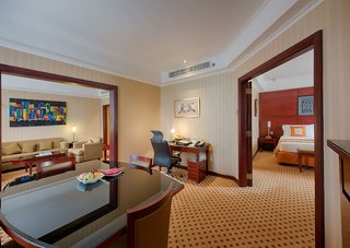 hotel borobudur jakarta