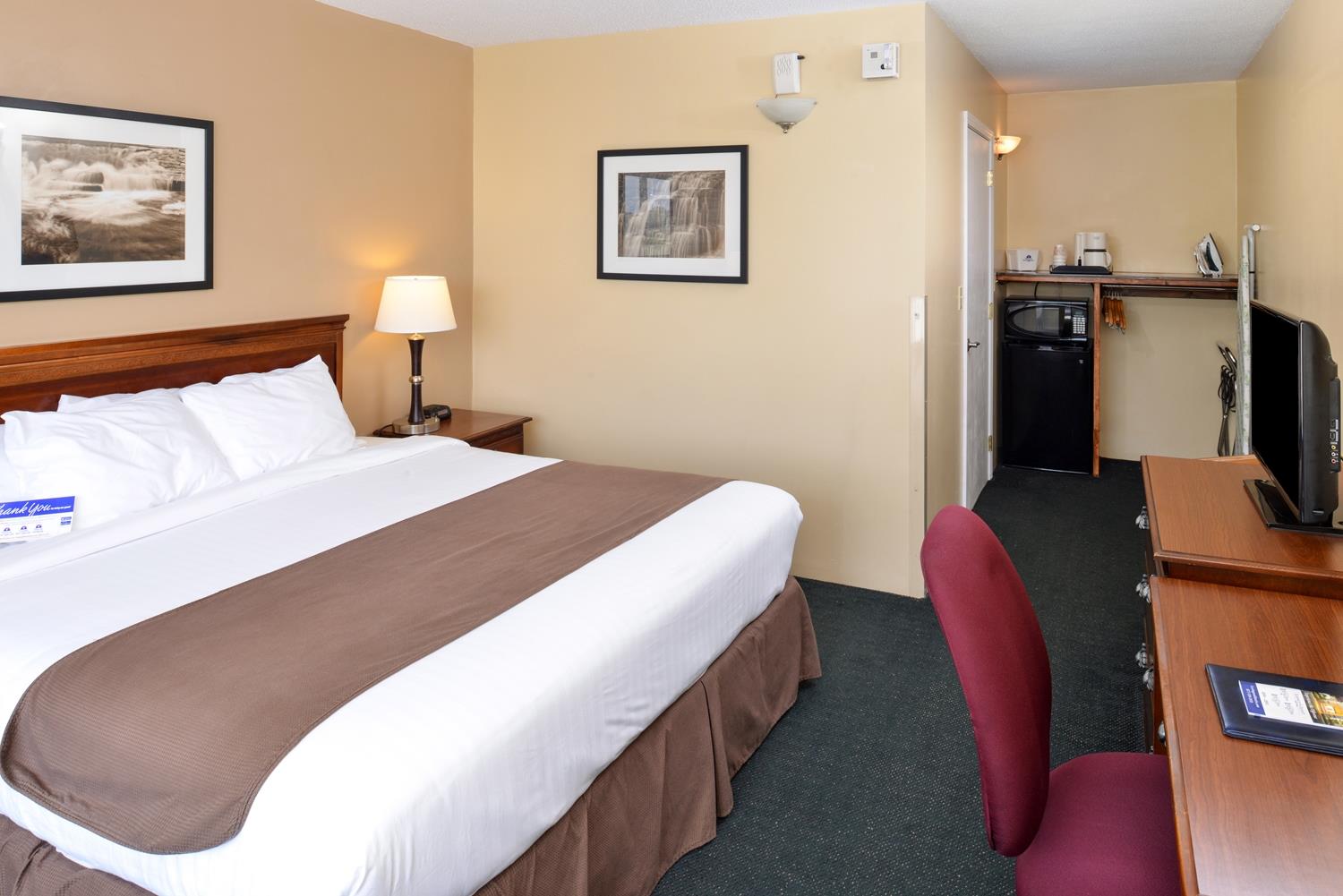 quality inn and suites vandalia near i 70 and hwy 51