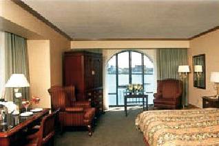 delta hotels by marriott victoria ocean pointe resort