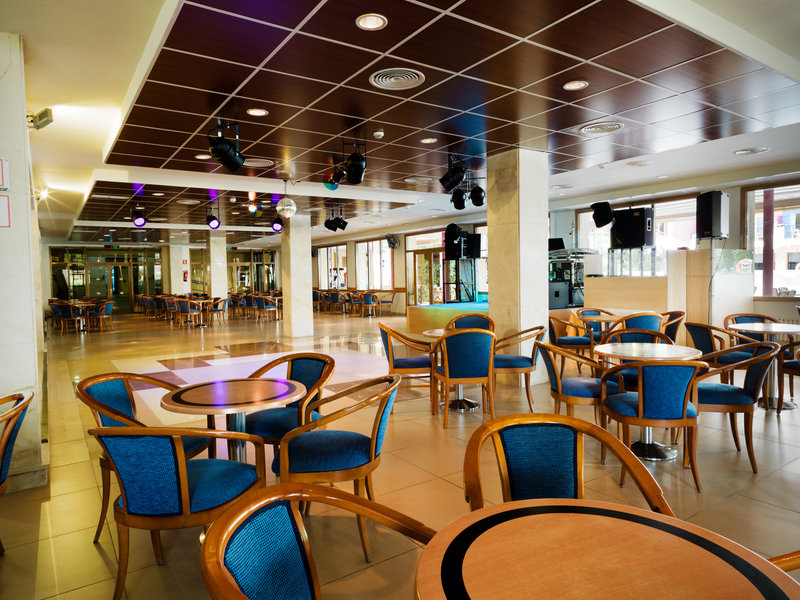 monarque cendrillon hotel