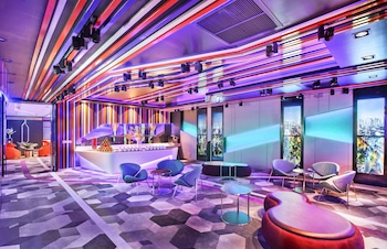 aloft bangkok sukhumvit 11