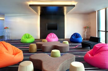 aloft bangkok sukhumvit 11