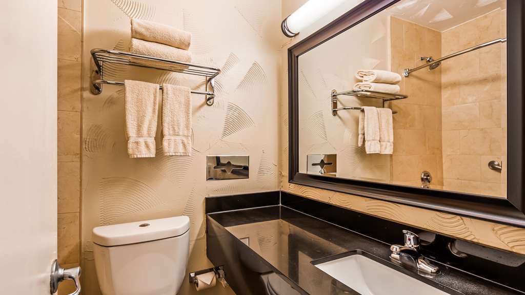 best western market center hotel