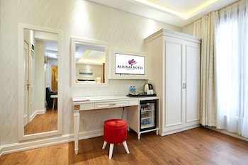 albinas hotel old city