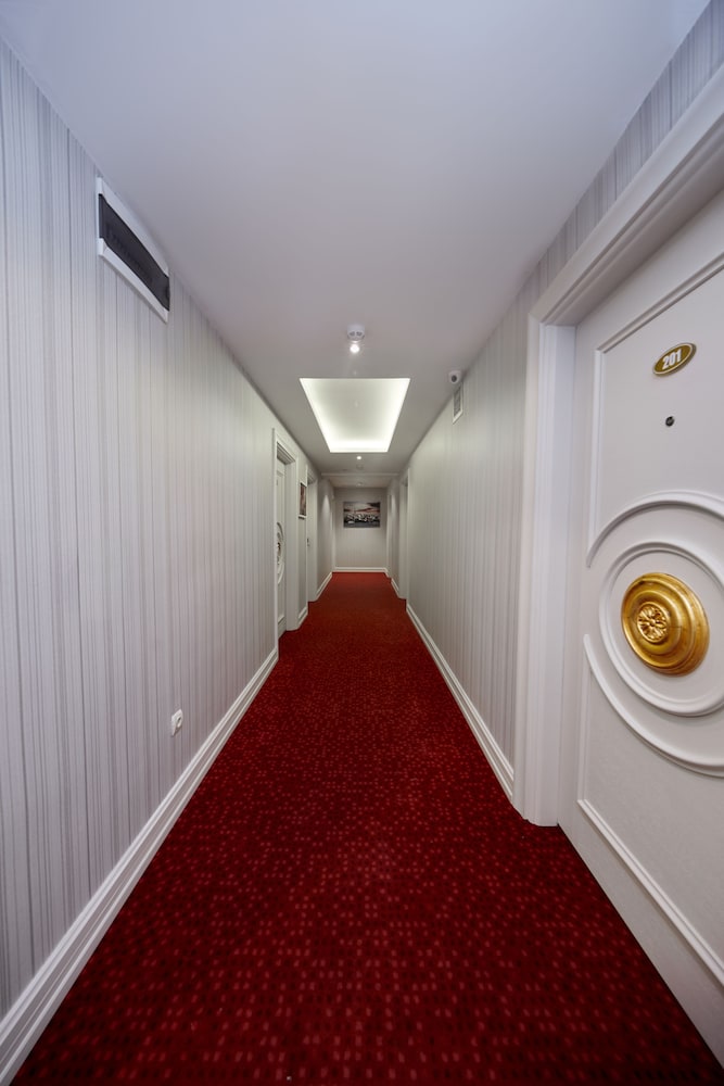 albinas hotel old city