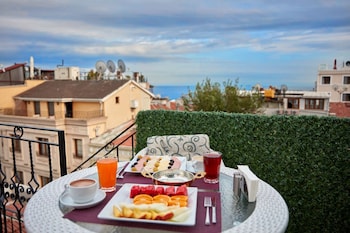 albinas hotel old city