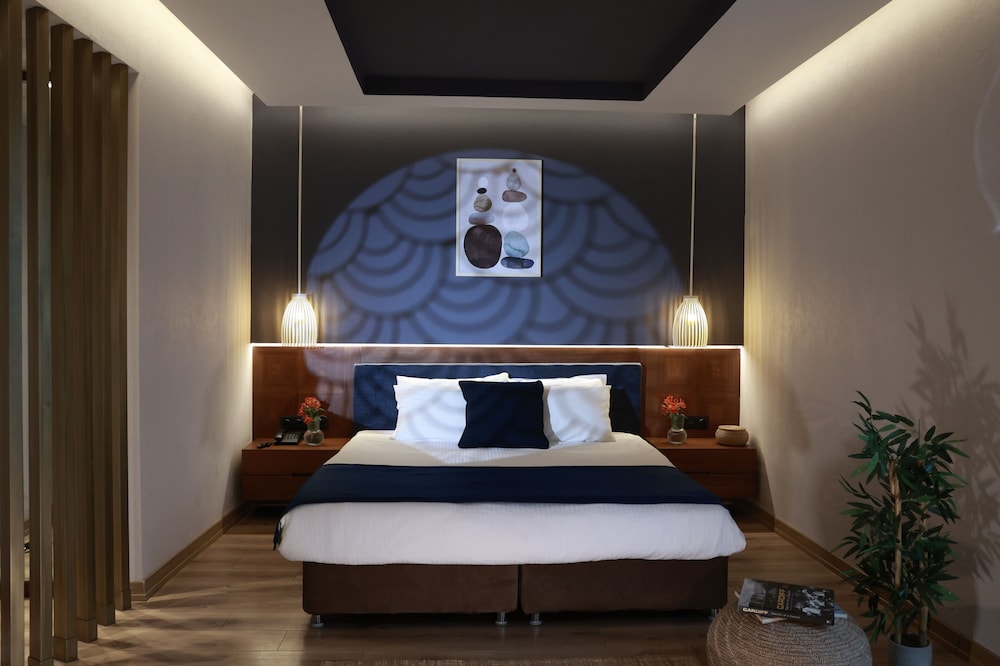 nova plaza crystal hotel and spa