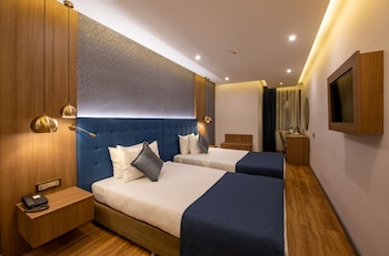 nova plaza crystal hotel and spa