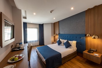 nova plaza crystal hotel and spa