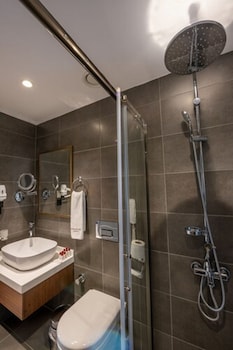 nova plaza crystal hotel and spa