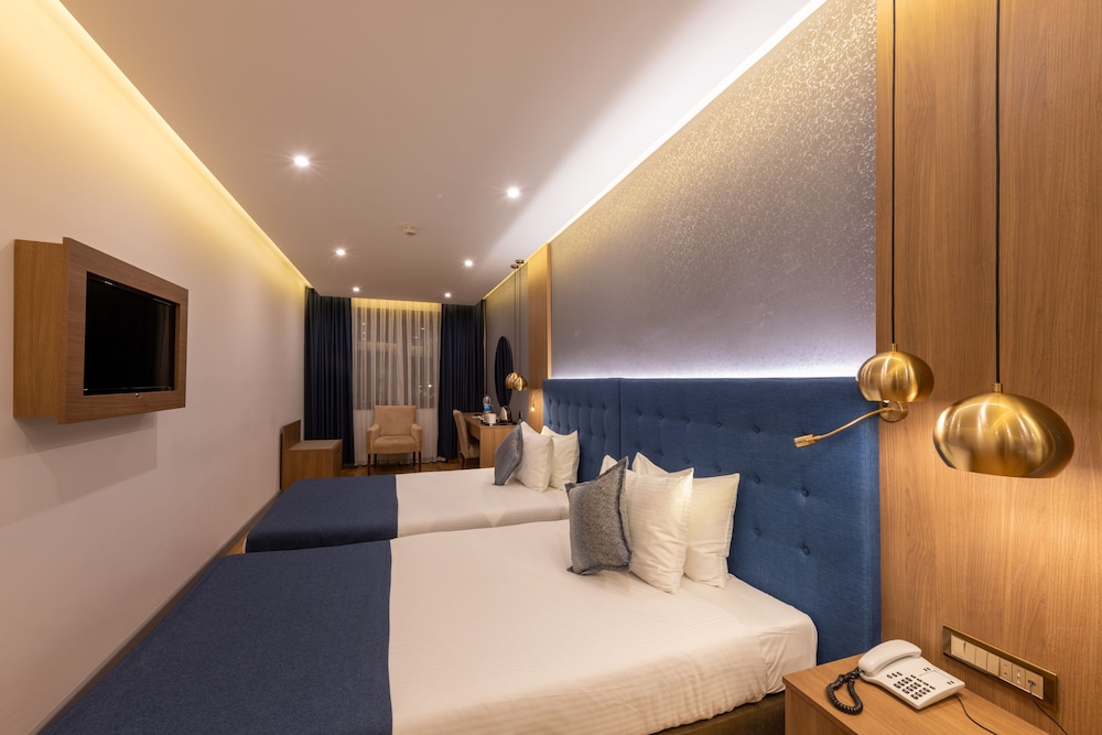 nova plaza crystal hotel and spa
