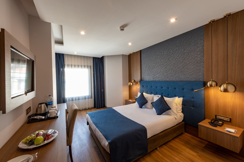 nova plaza crystal hotel and spa