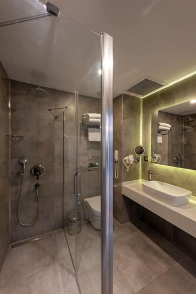 nova plaza crystal hotel and spa