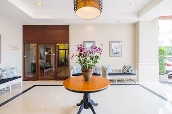 asoke residence sukhumvit by uhg