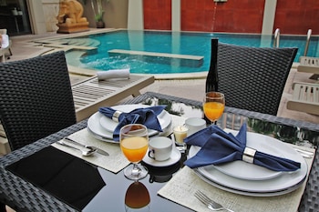 asoke residence sukhumvit by uhg