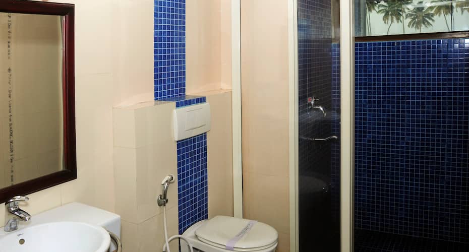 manor backwater resort