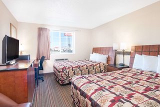Knights Inn Grand Forks,North Dakota>>Grand Forks,2 star