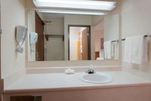 Norwood Inn & Suites Indianapolis,Indianapolis>>Indiana,3 star