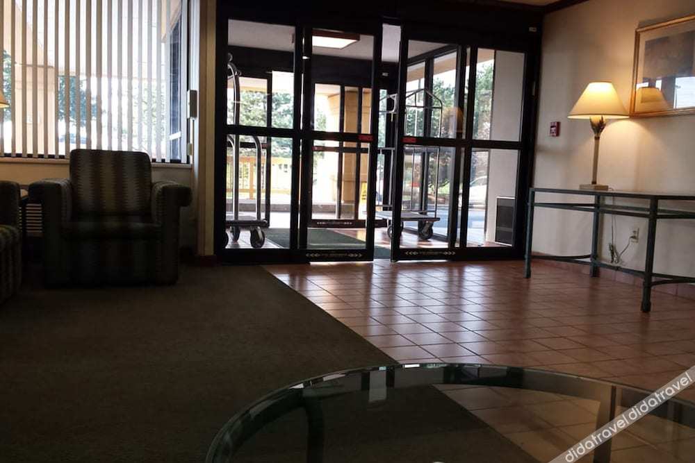 norwood inn and suites indianapolis