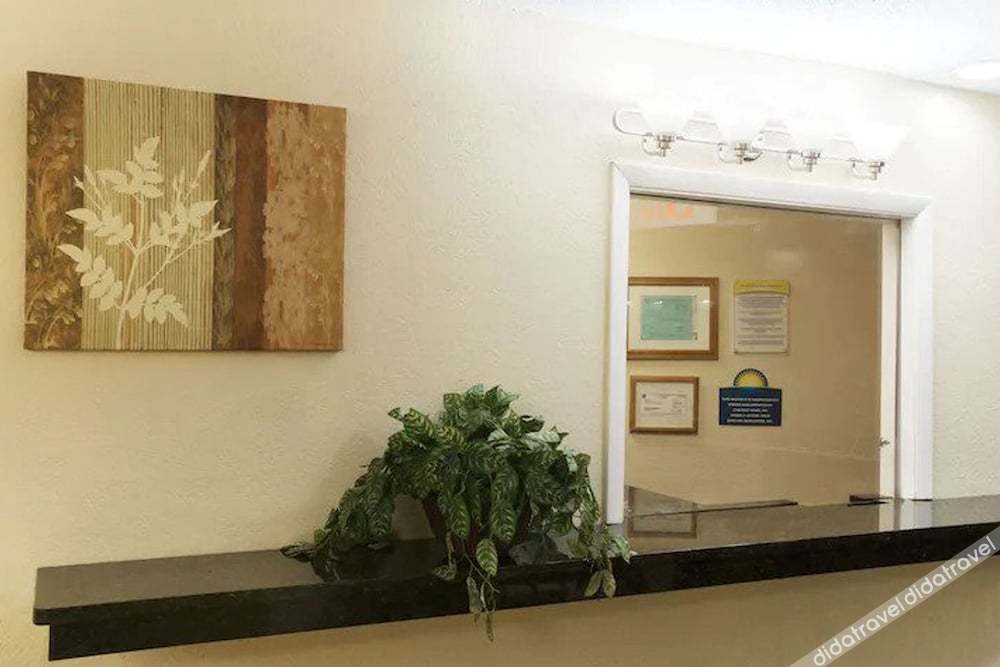 norwood inn and suites indianapolis