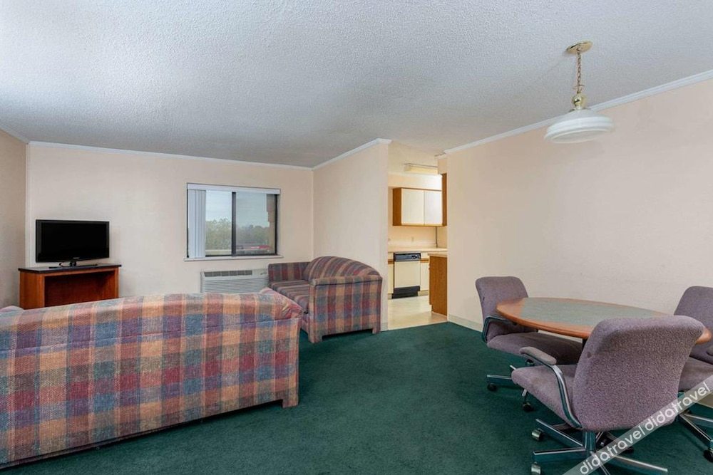 norwood inn and suites indianapolis