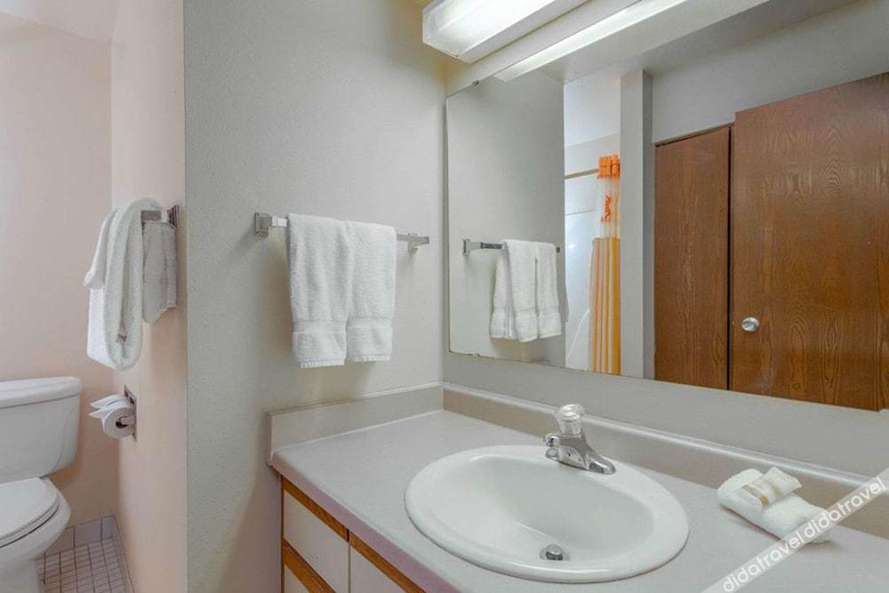 norwood inn and suites indianapolis