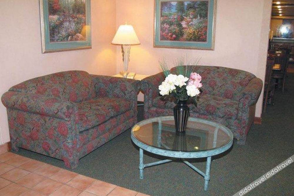 norwood inn and suites indianapolis