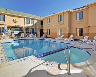 Quality Inn & Suites Irving Dfw Airport South,Dallas/Fort Worth International Airport>>Dallas,3 star