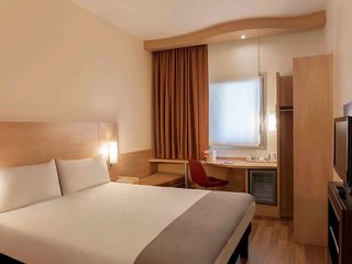 ibis istanbul esenyurt
