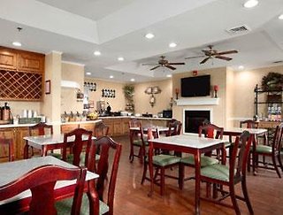 Howard Johnson By Wyndham Jackson,Madison>>Jackson,2.5 star