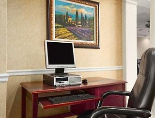 Howard Johnson By Wyndham Jackson,Madison>>Jackson,2.5 star