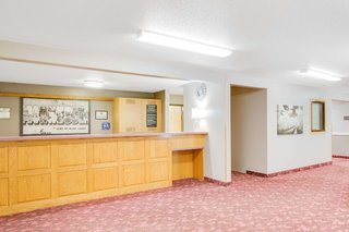 super 8 by wyndham jackson mn