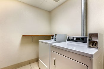 sleep inn and suites near sports world blvd