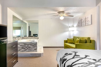 sleep inn and suites near sports world blvd