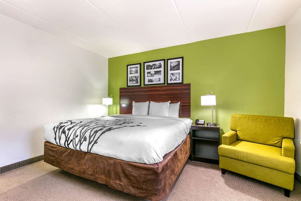 sleep inn and suites near sports world blvd