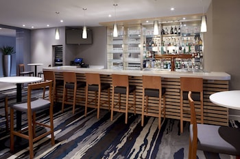 fairfield inn and suites by marriott montreal airport