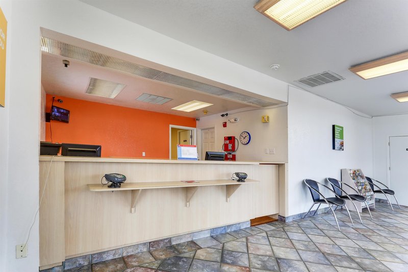 motel 6 baton rouge la southeast