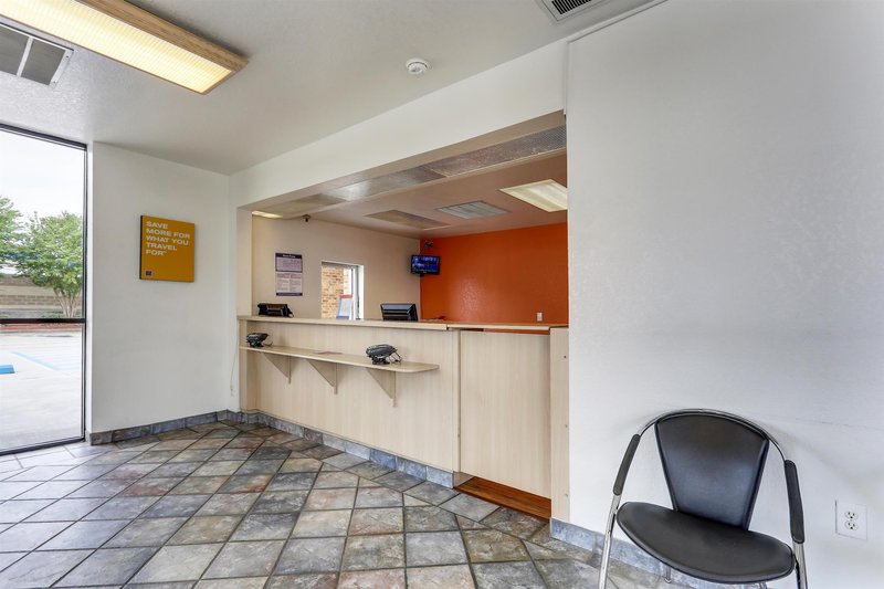 motel 6 baton rouge la southeast