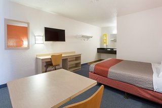 motel 6 baton rouge la southeast