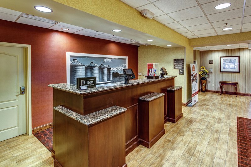 hampton inn junction city