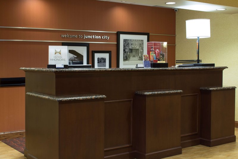 hampton inn junction city