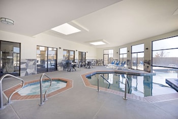 comfort inn and suites