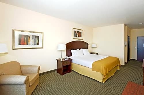 holiday inn express and suites willcox by ihg
