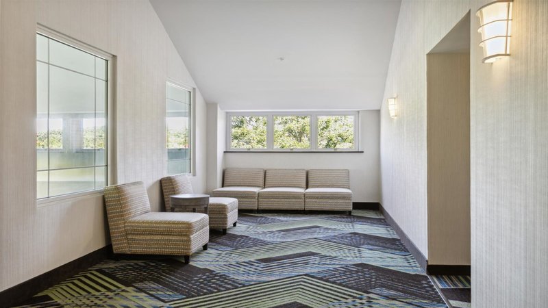 holiday inn express williamsburg north by ihg