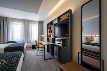 holiday inn hasselt by ihg