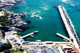 whale rock luxury lodge