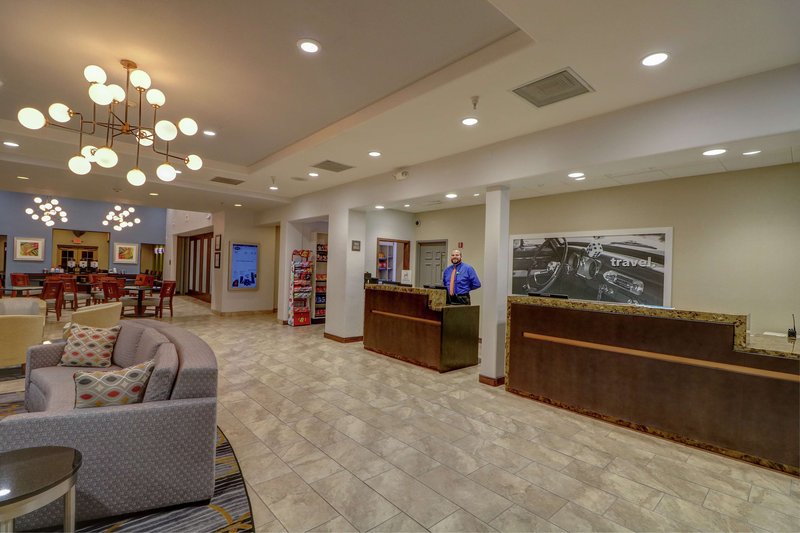 hampton inn tropicana