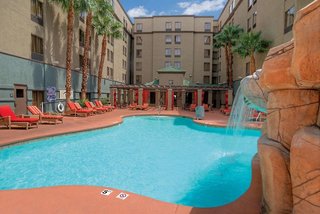 Hampton Inn Tropicana,Las Vegas Strip>>Downtown Las Vegas,3 star