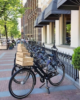 post plaza hotel and grand cafe