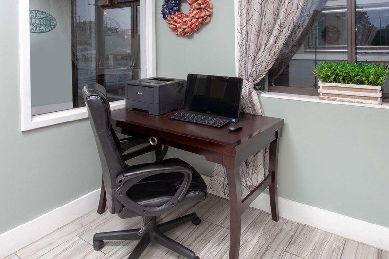 baymont by wyndham grand haven